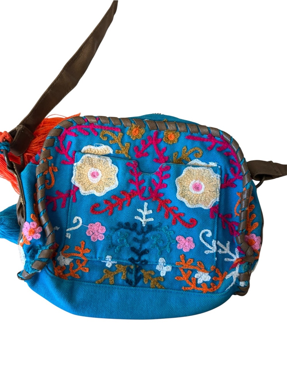 Boho Embroidered Crossbody Bag with Tassel & Leather Strap 🌺
